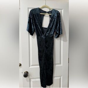 Zara Elegant Velvet Dress in bluish black worn once size small